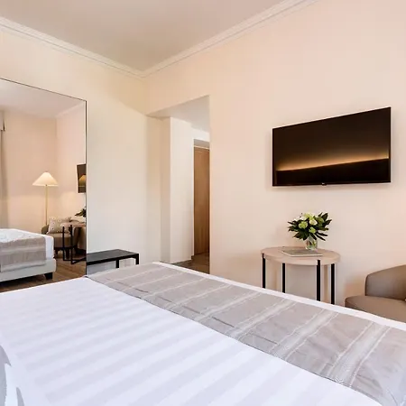Grand Hotel 4*