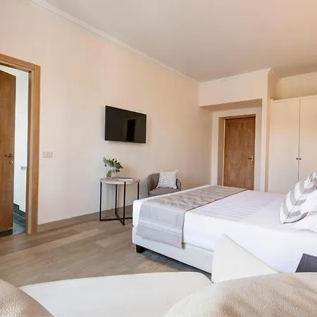 Hotel Grand 4*