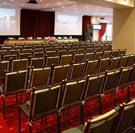 ホテル グランド