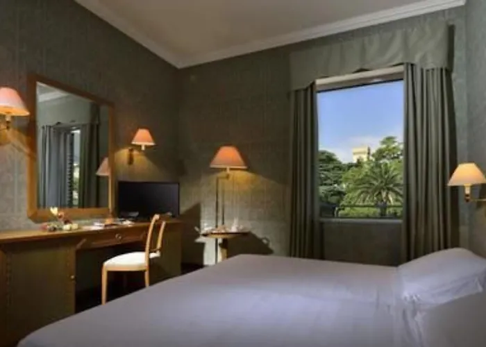 Hotel Grand