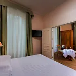 Grand Hotel